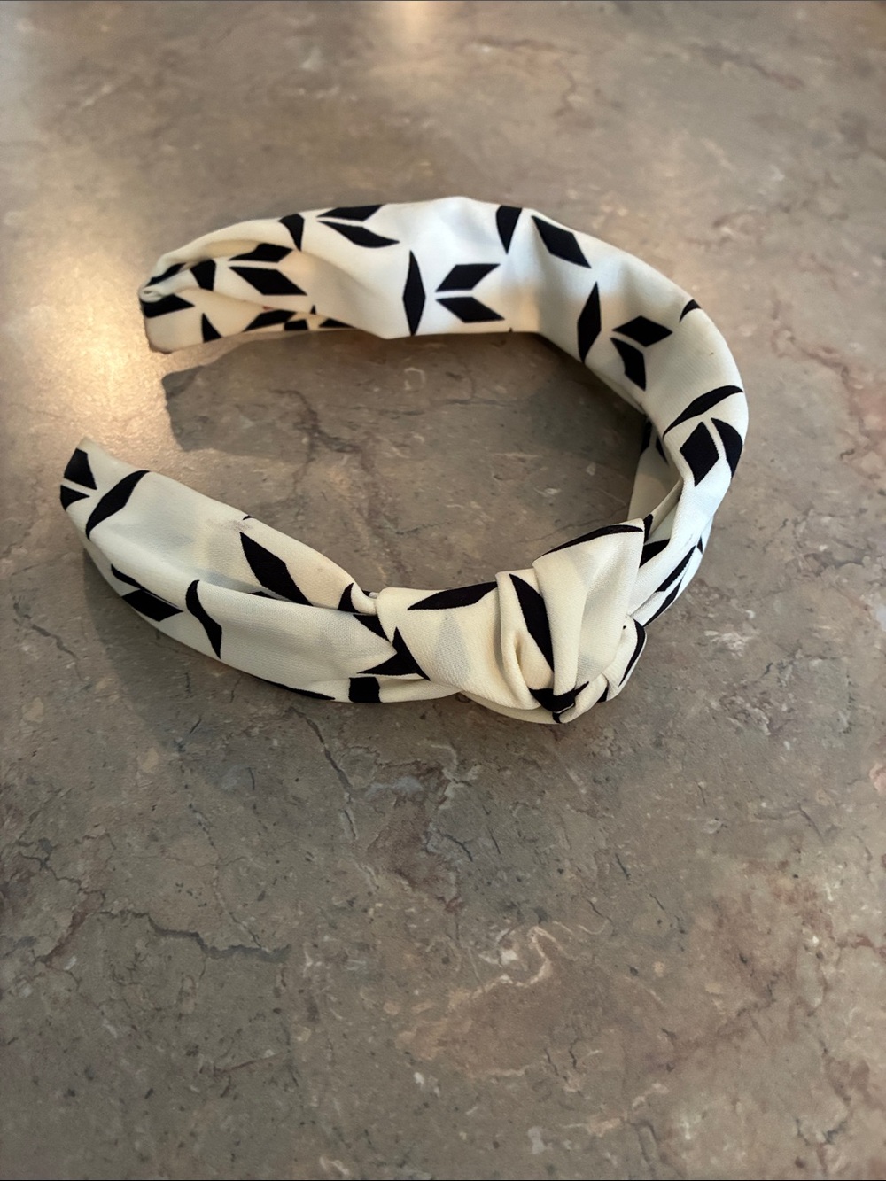 Black & White Knot Headband for Women - Geometric Print